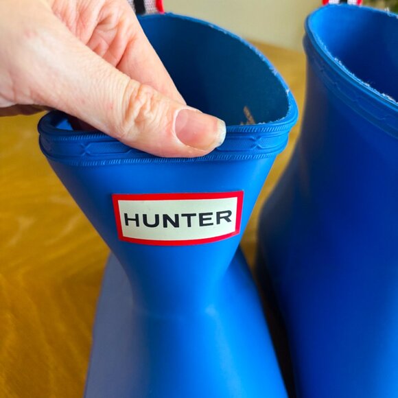 Hunter Women's Short Play Rain Boot in Cobalt Blue - Picture 5 of 9